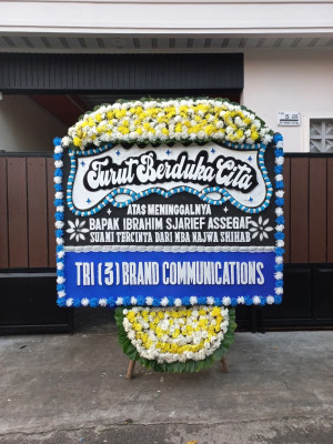 Papan Bunga Duka di Pancuran Pinang
